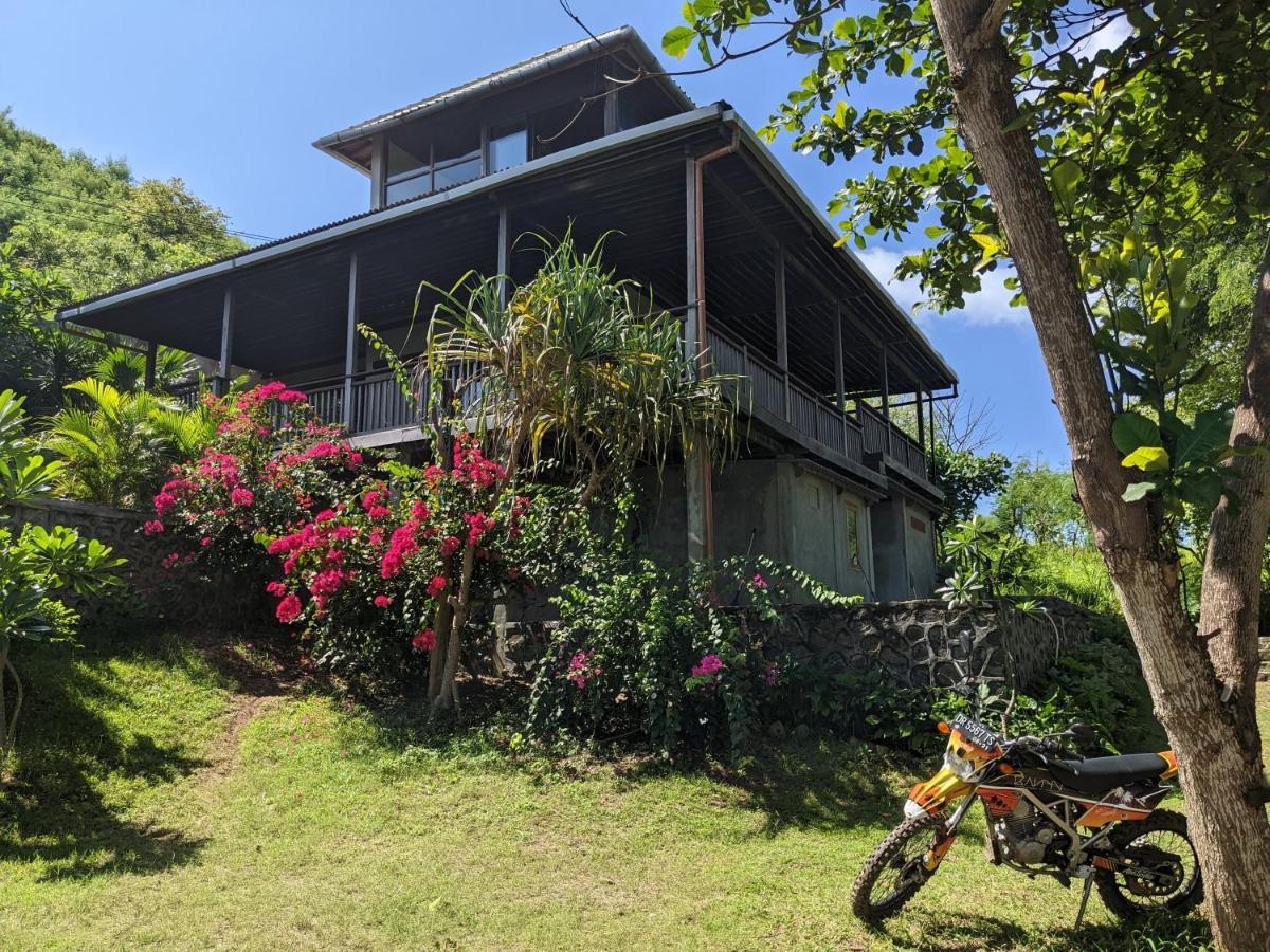 The Watch House - Gerupuk Bay Lombok * Bumbang